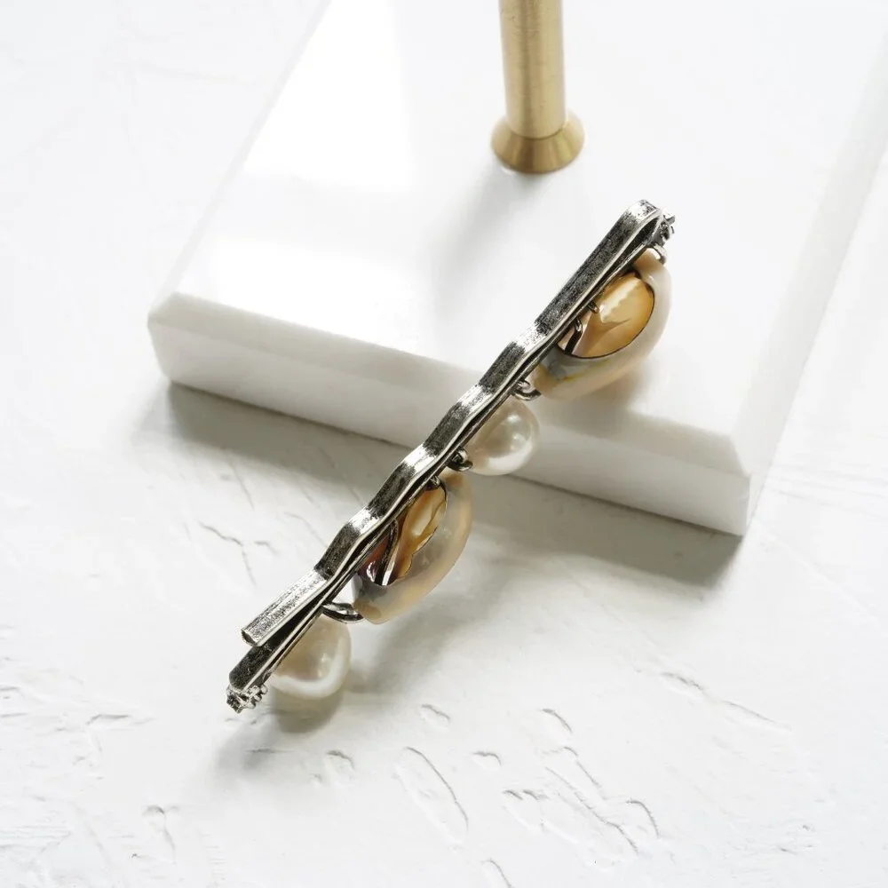 DANNIJO Candra Cowrie Shells Pearls Hair Clip